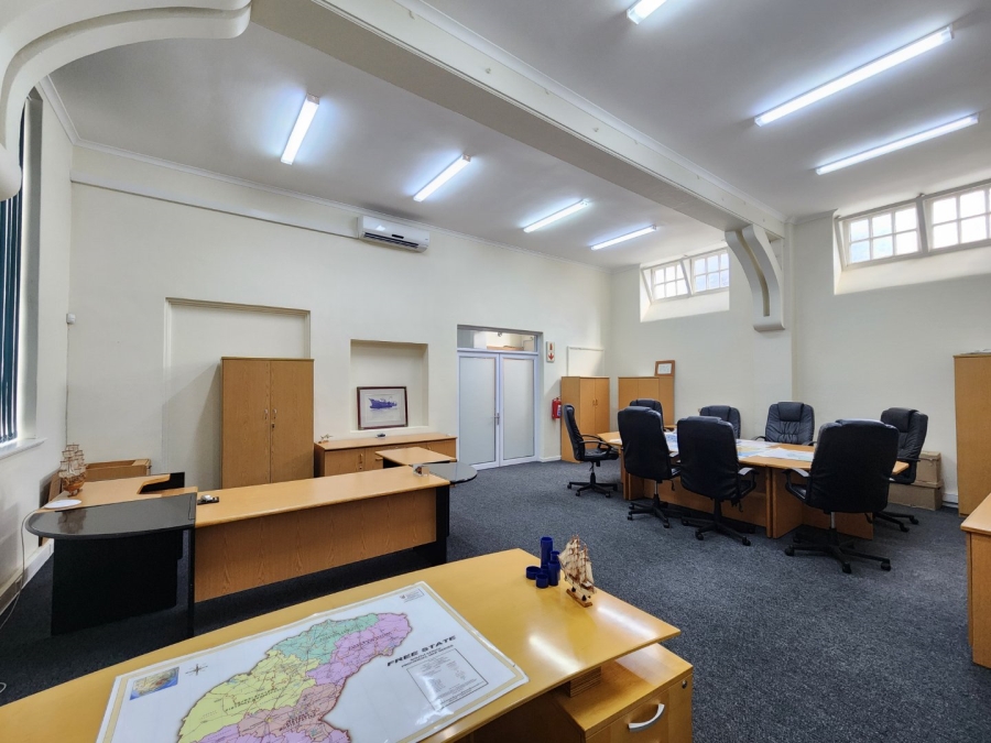 To Let commercial Property for Rent in Paardevlei Western Cape